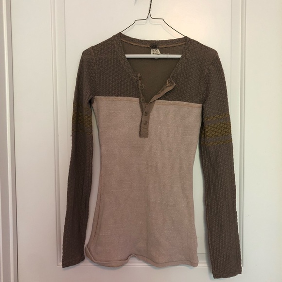 Free people ‘distressed’ brown and tan shirt - Picture 1 of 2
